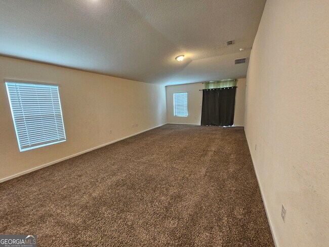 Building Photo - 137 Teakwood Dr