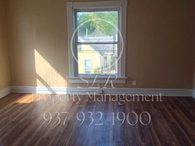 Building Photo - 114 Jay St