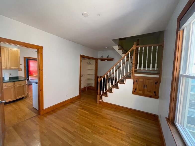 Building Photo - 81 Tremont St
