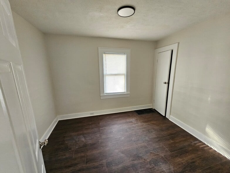 Building Photo - 1719 Dawson St