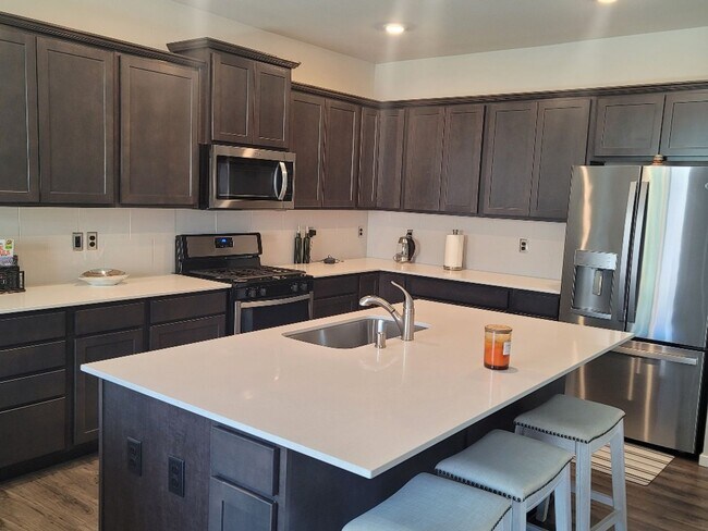 Building Photo - Edgewood home for rent - 4 bedroom 3 bath ...