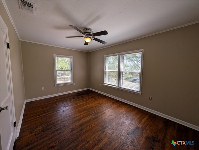 Building Photo - 1269 S Academy Ave