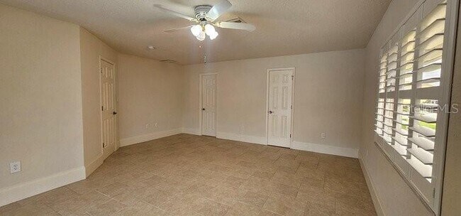 Building Photo - 2871 Coral Way