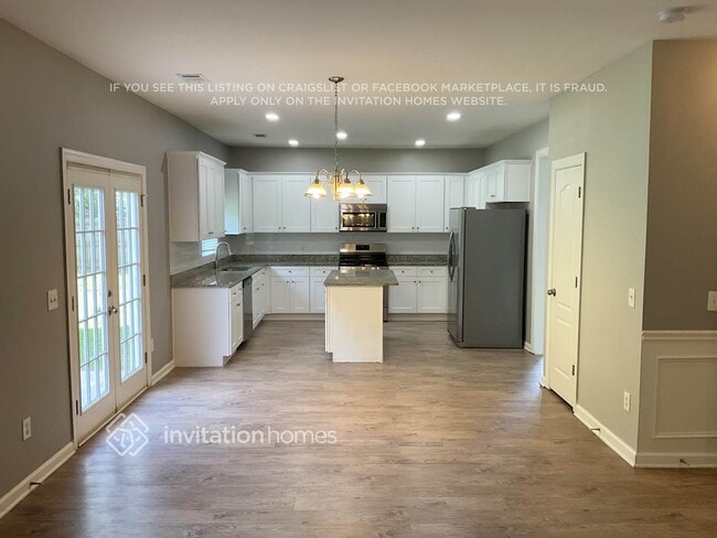Building Photo - 2517 Mockingbird Ln