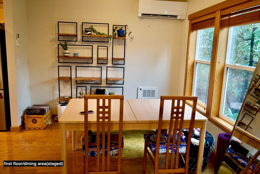 Building Photo - 3010 NE 137th St