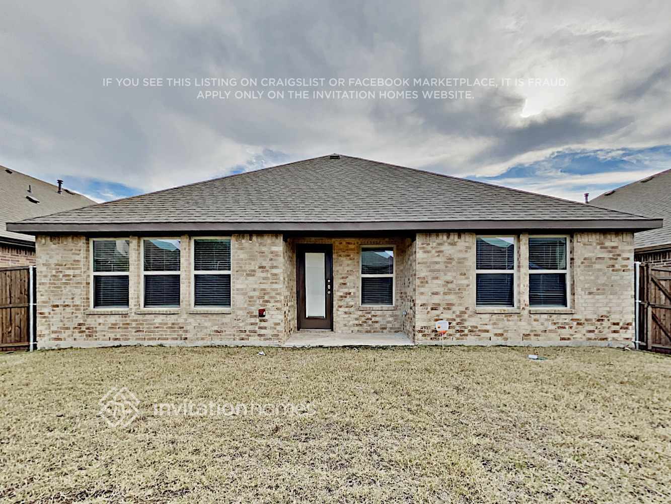 Building Photo - 717 Jamestown Ln