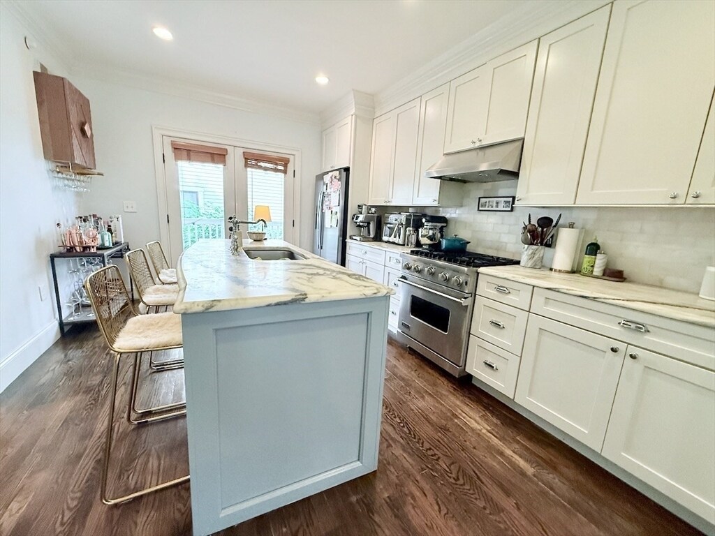 Building Photo - 58 Seaverns Ave
