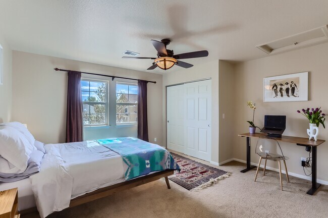 Building Photo - 5236 Malta St