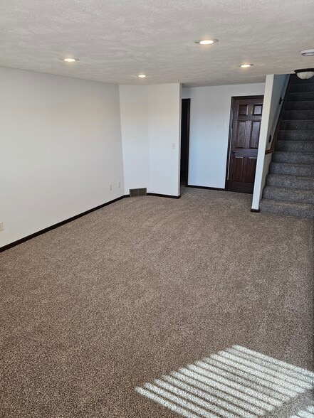 Building Photo - 5603 w Bakker park dr