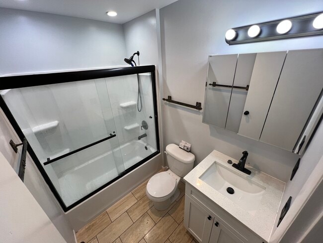 Building Photo - 1 Shell Ct