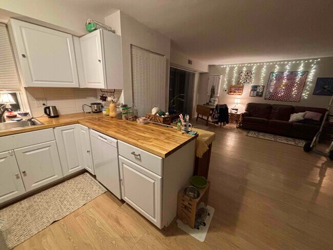 Building Photo - 21 Par Haven Dr