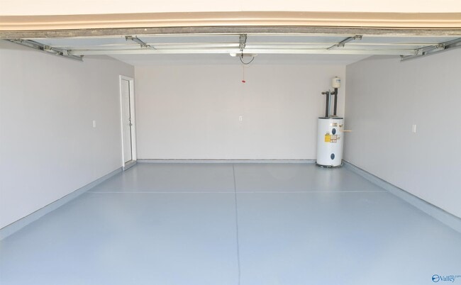Building Photo - 105 Cotton Boll Dr