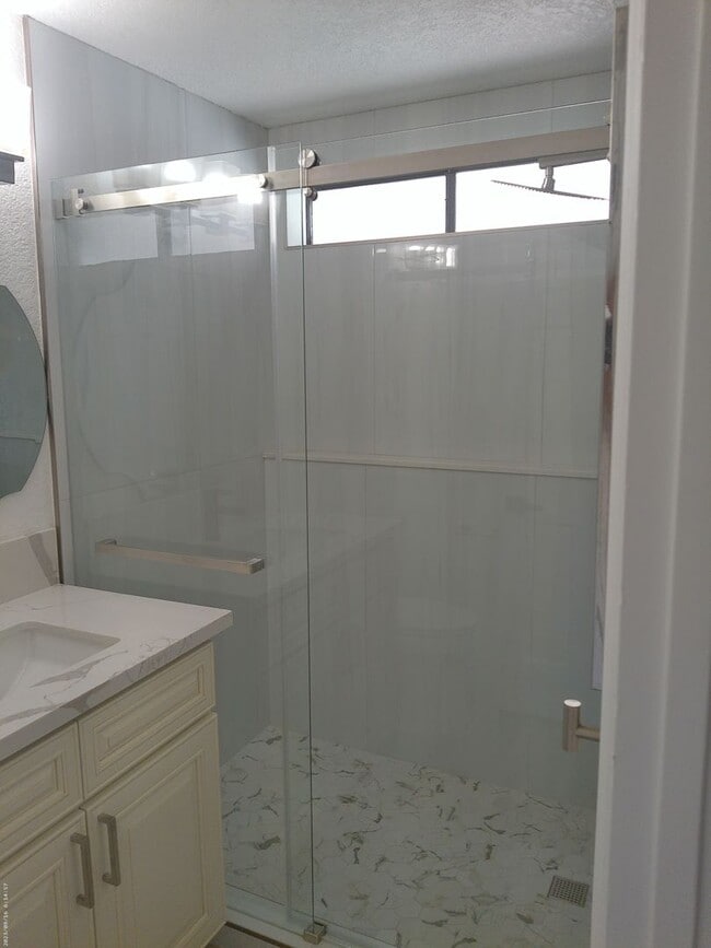 Building Photo - Stunning Lake Havasu Rental 4 BR/ 3BA Pool Home Backing to Park