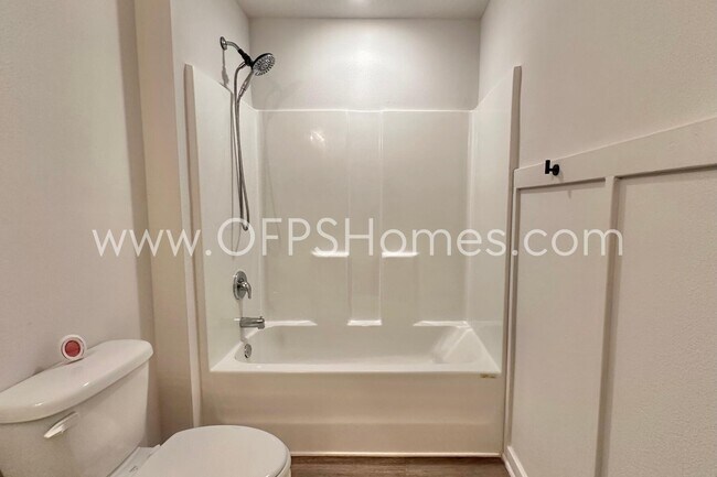 Building Photo - 3582 Sugar Maple Ln