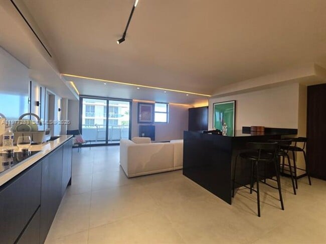 Building Photo - 6820 Indian Creek Dr