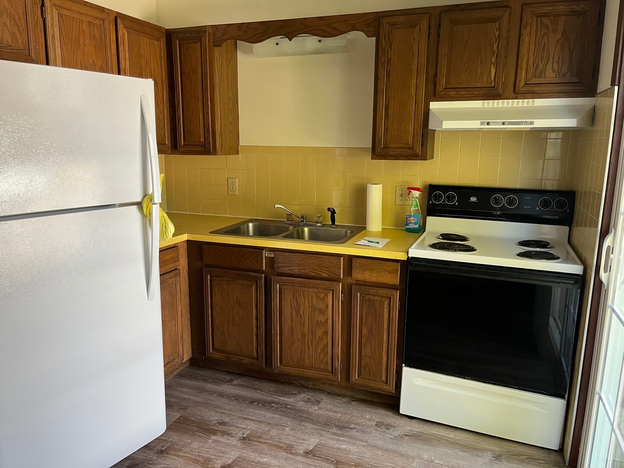 Building Photo - 930 Prospect St