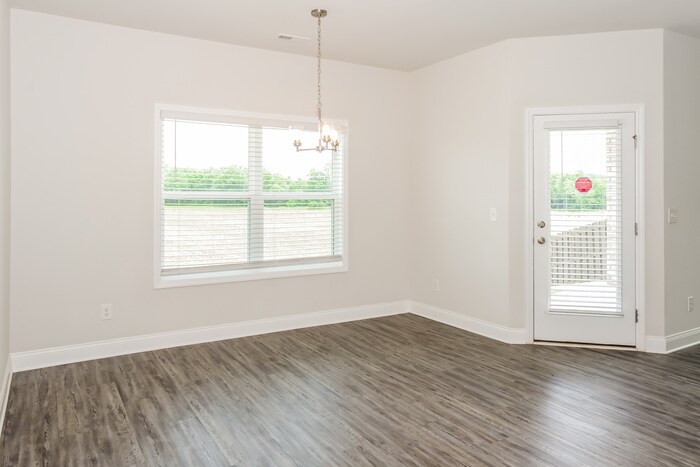 Building Photo - 3202 Jordan Farm Cir