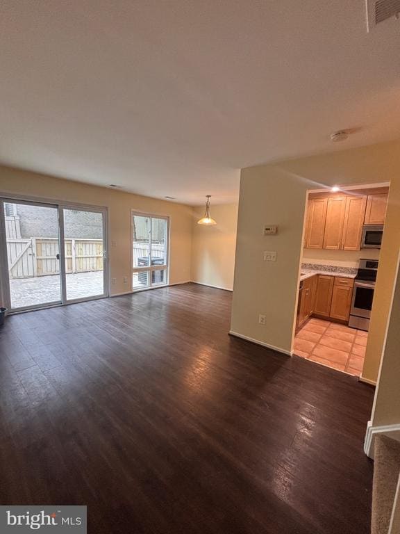 Building Photo - 10242 Ridgeline Dr