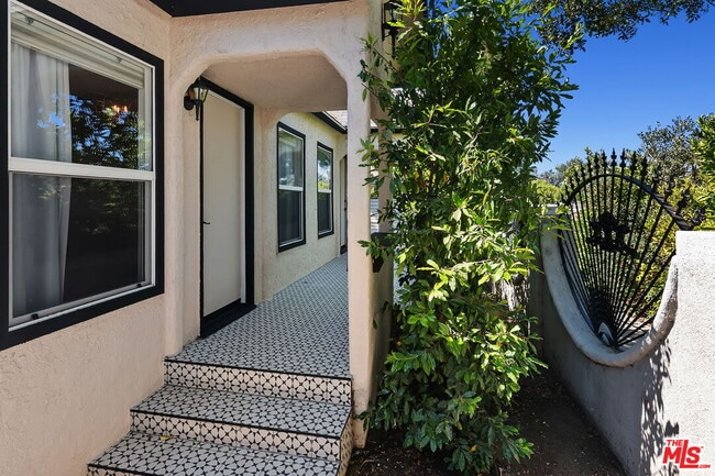 Building Photo - 3358 Silver Lake Blvd