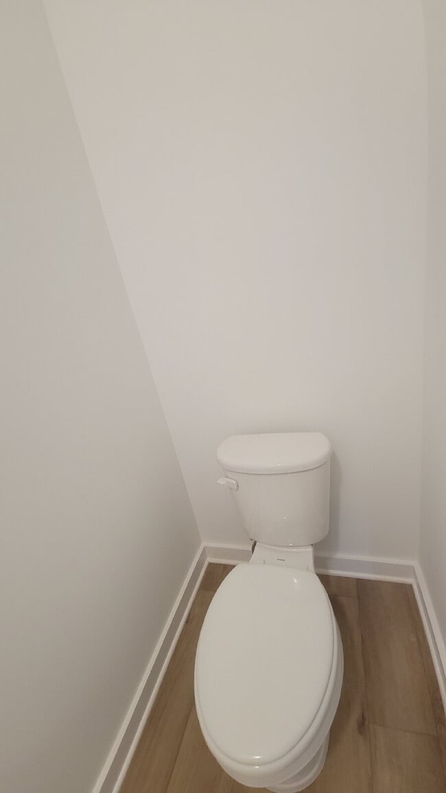 Building Photo - Section 8 Welcome!! "Chic Comfort Awaits: 3-Bedroom Haven with Granite Elegance in Huntsville"