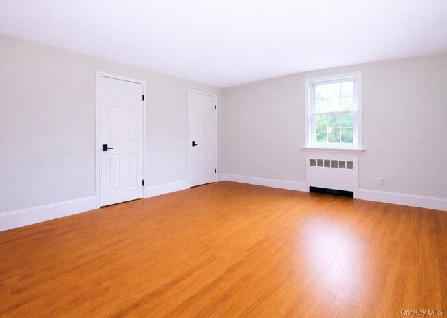 Building Photo - 474 N Bedford Rd