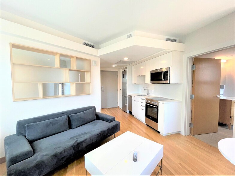 Building Photo - 115 Mt Auburn St