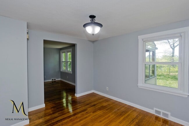 Building Photo - COMING SOON! Waterfront Single Family Home for Rent!