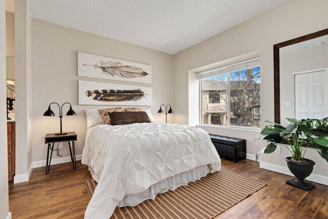 Building Photo - Students Welcome! 3 Bed, 2 Bath Condo in Rockbridge, SE Fort Collins