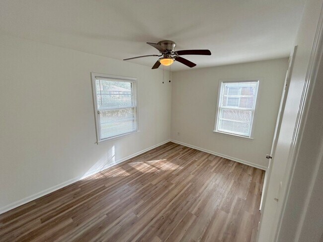 Building Photo - 5423 Bannock St