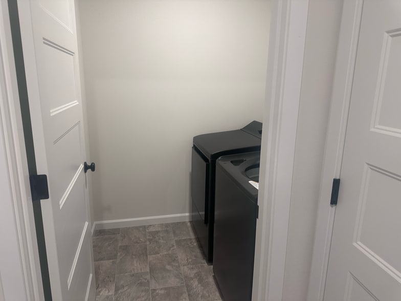 Building Photo - 12113 127th Ave E