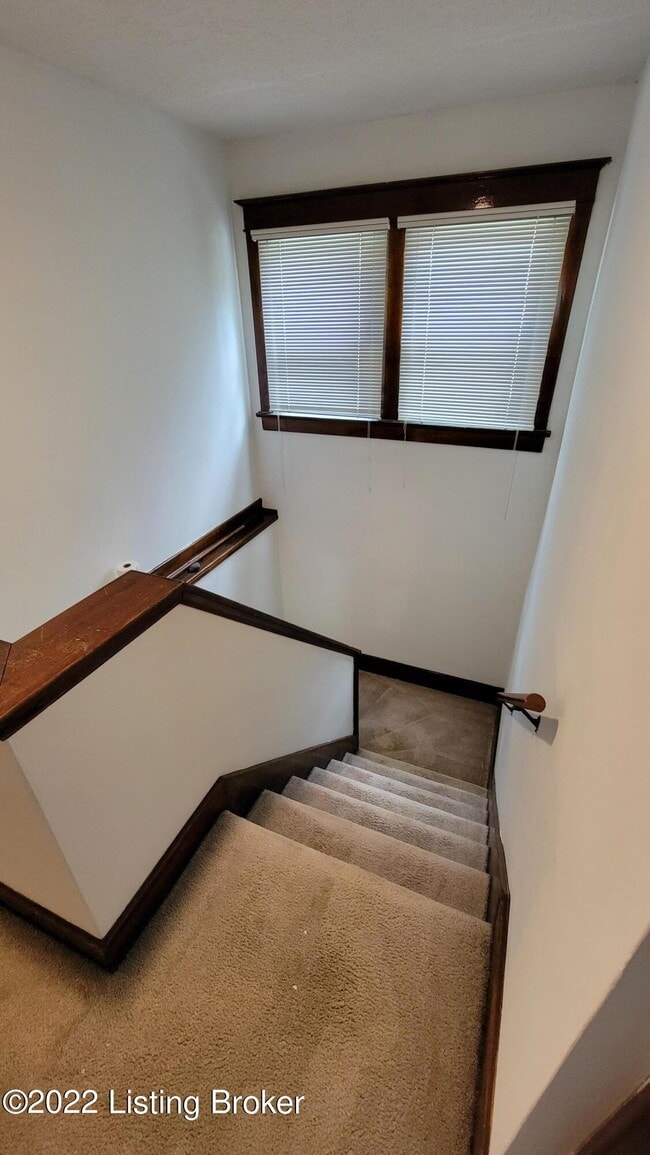 Building Photo - 3812 Taylorsville Rd