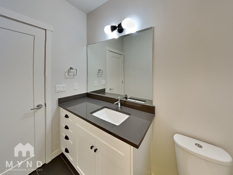 Building Photo - 7023 42nd Ave S