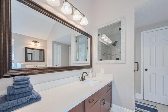 Building Photo - 5706 Georgetown Colony Dr