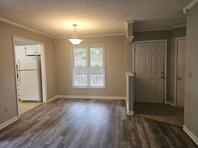 Building Photo - 7360 Van Grayson Loop