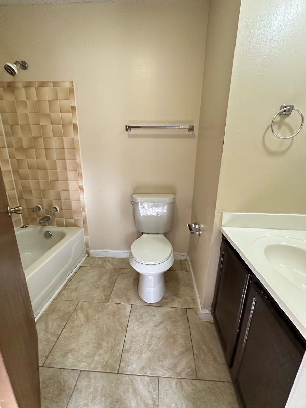 Building Photo - 155 Marilyn Dr