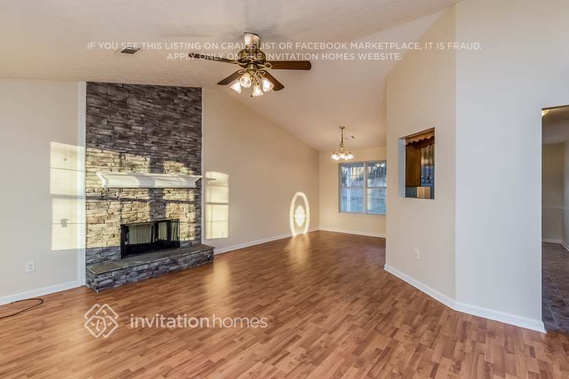 Building Photo - 617 Veal Rd