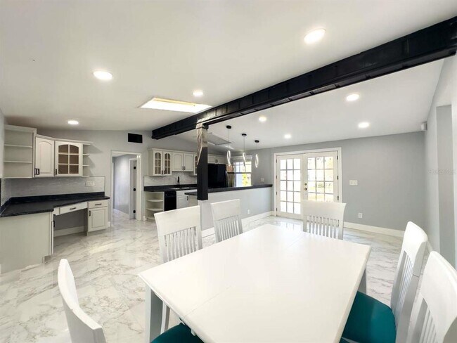 Building Photo - 12116 N 52nd St