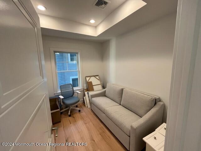 Building Photo - 3632 Ocean Terrace
