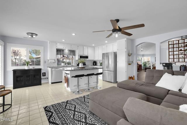 Building Photo - 885 Oakland Hills Dr