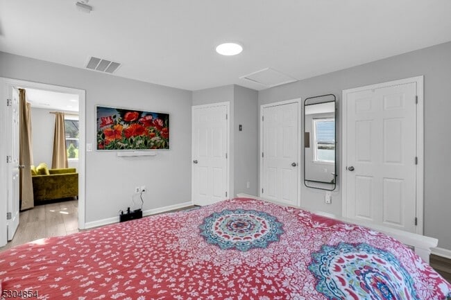 Building Photo - 438 Brookside Ave