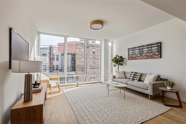 Building Photo - 139 Brunswick St