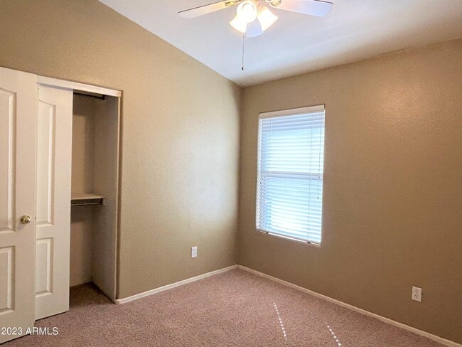 Building Photo - 1801 E Toledo St