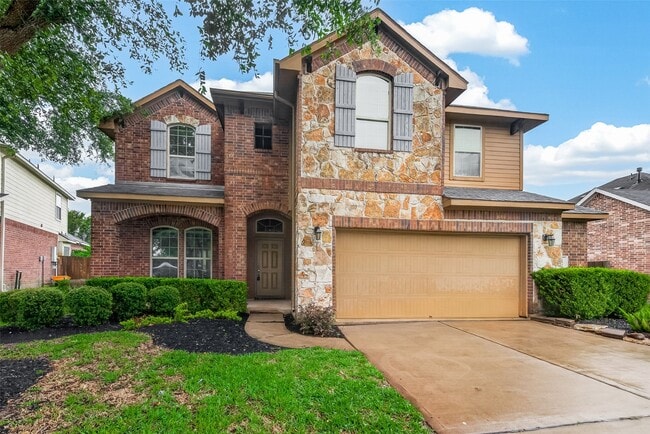 Building Photo - 2510 Shady Falls Ln