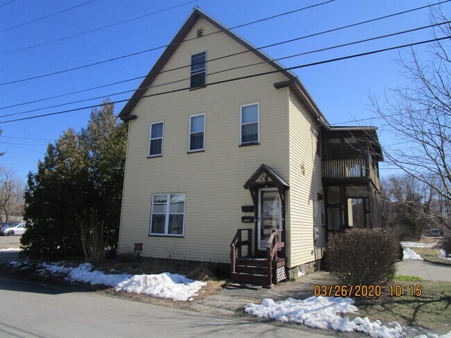 Primary Photo - 12 Central St