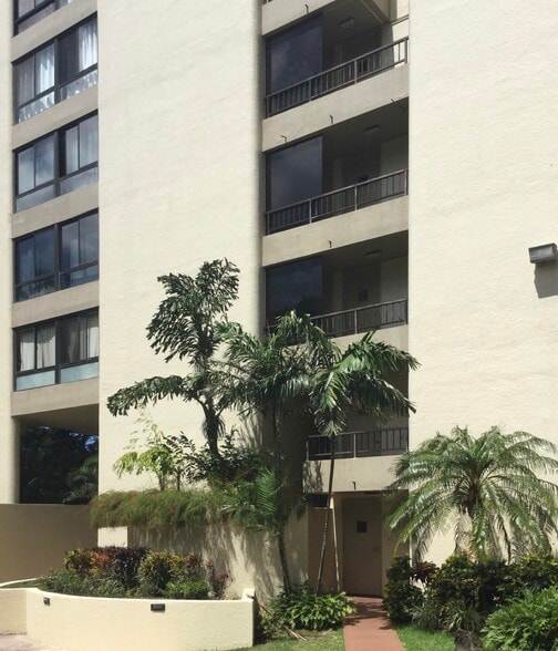 Building Photo - 55 S Judd St