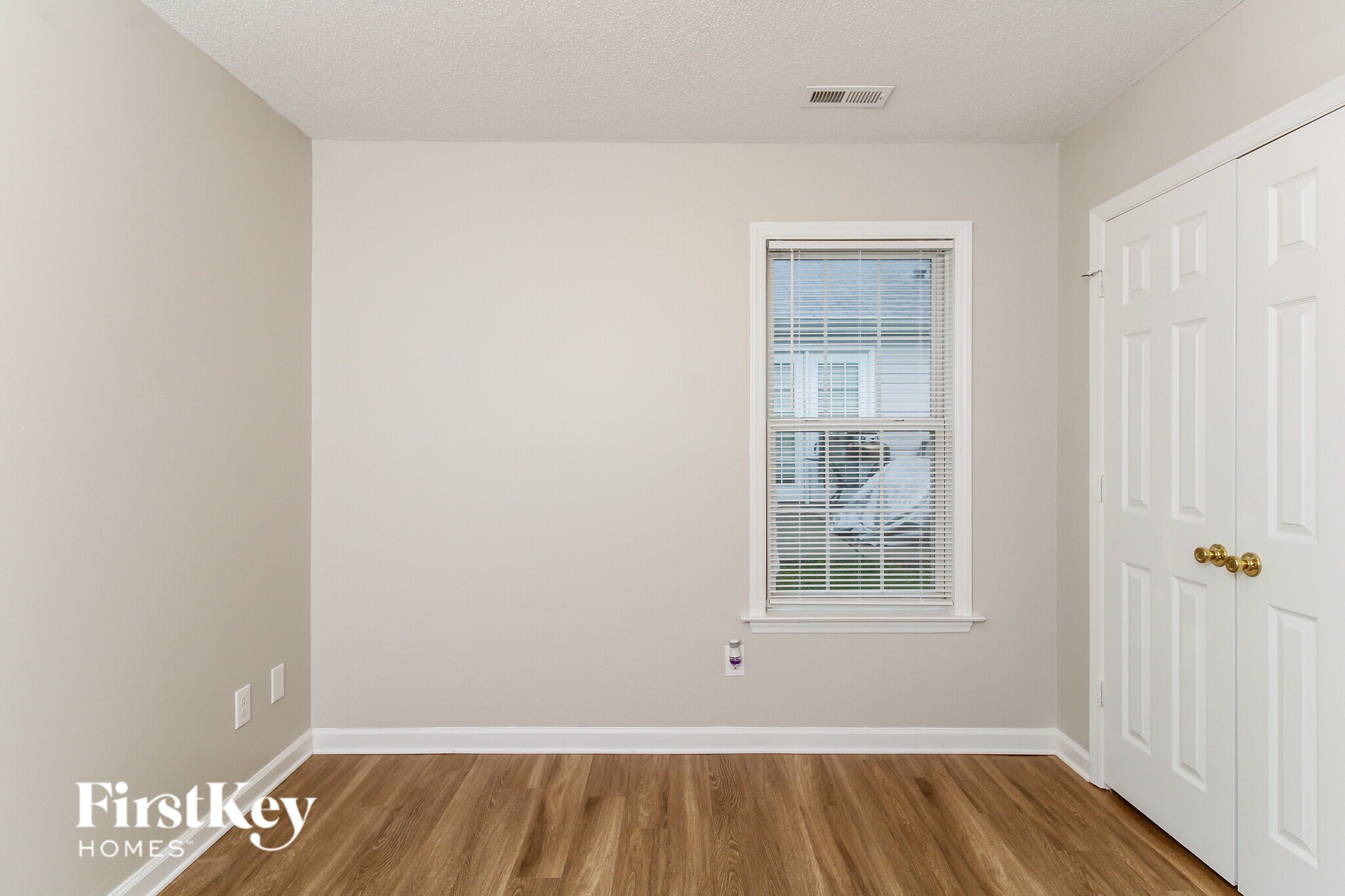 Building Photo - 129 Bridlewood Ave