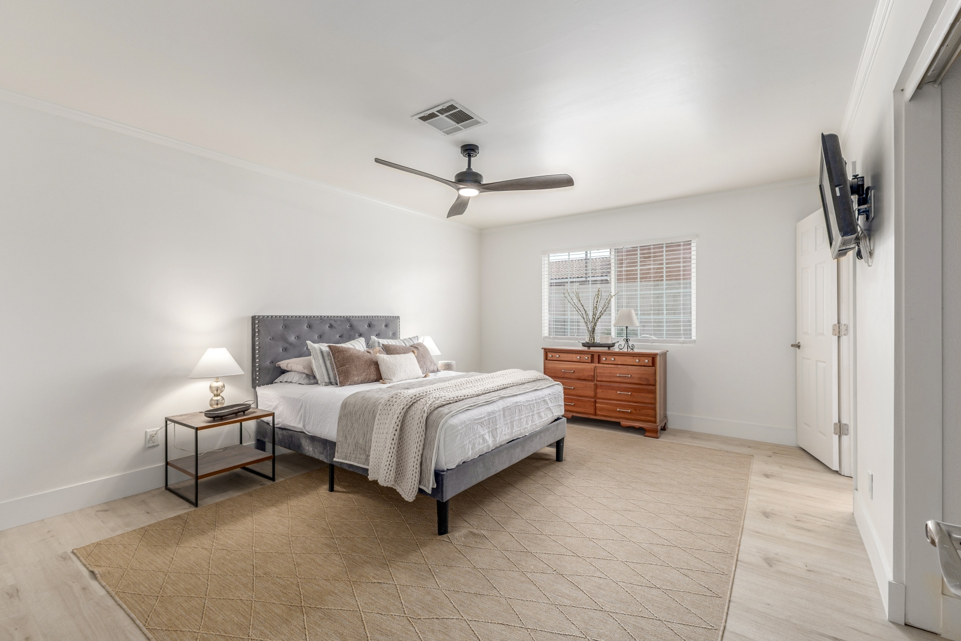 Building Photo - 15433 N 63rd St