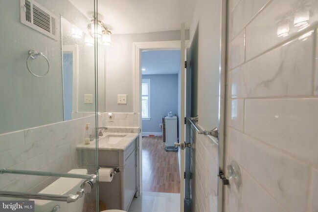 Building Photo - 5776 Yellowrose Ct