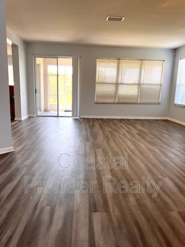 Building Photo - 11404 Misty Isle Ln
