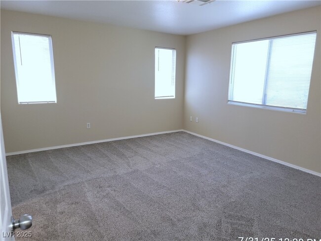 Building Photo - 8228 Amphora St
